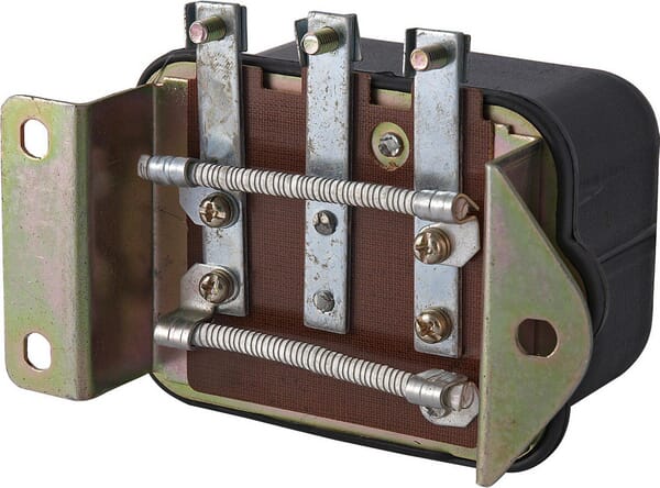 Regulator de tensiune RG15C 29600050990021