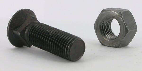 Șurub plug cu piuliță 7/16″x35mm CP224