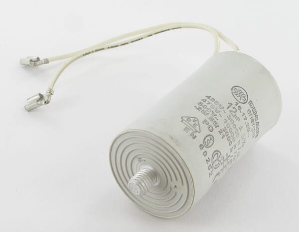 Condensator 12uF B140 E261950